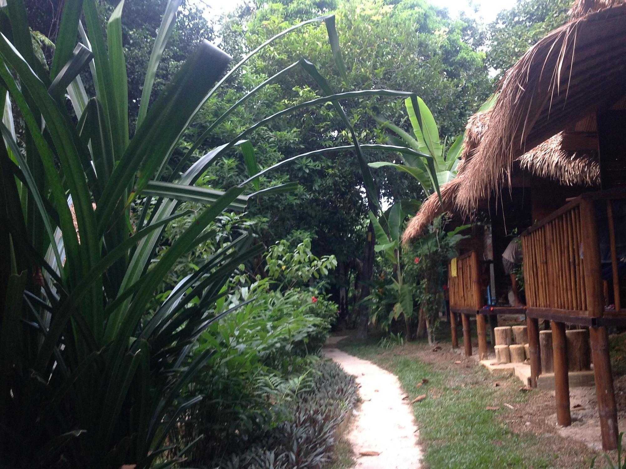 Gecko Lipe Resort Exterior photo