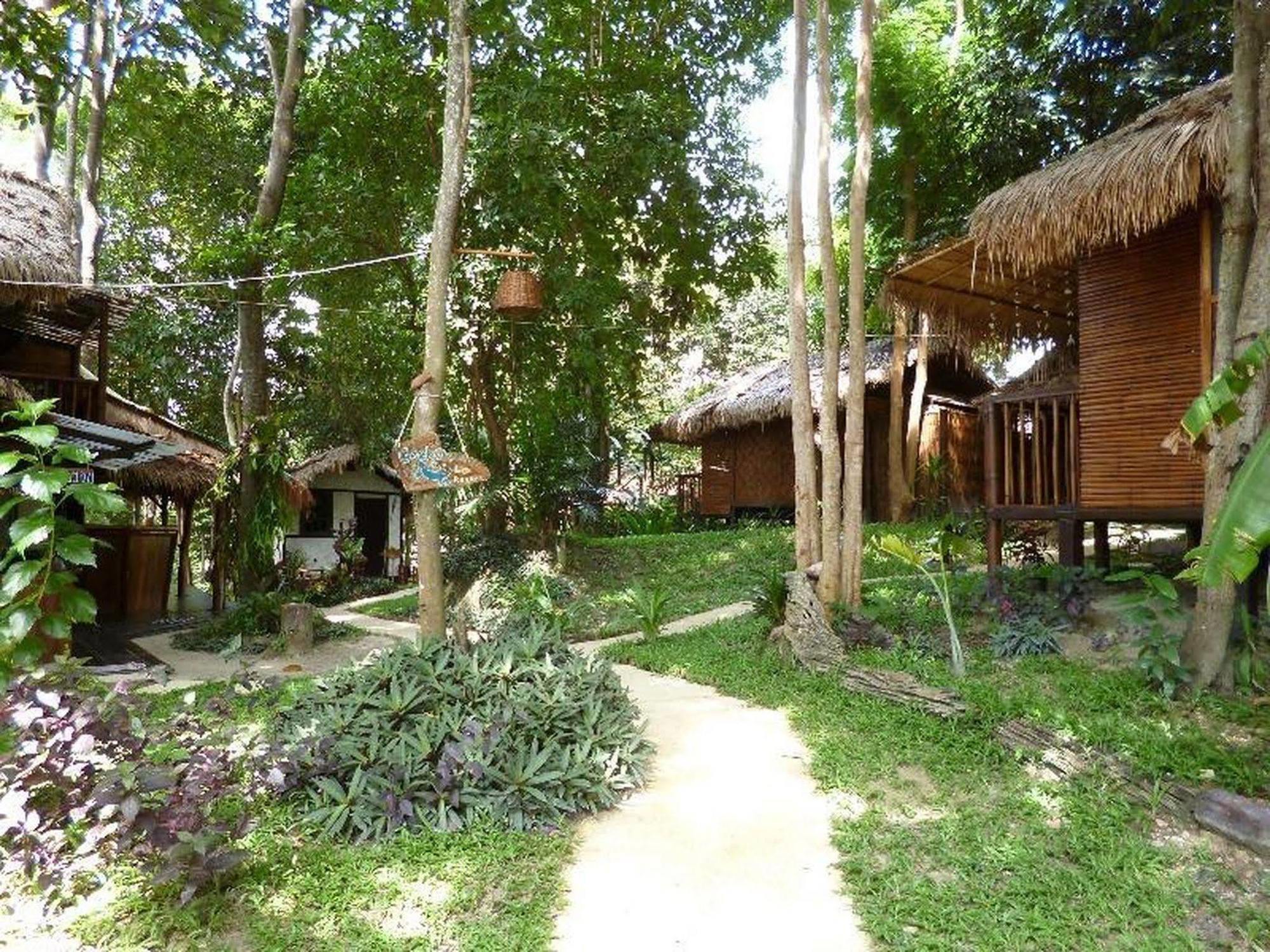 Gecko Lipe Resort Exterior photo